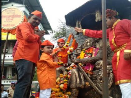 Arrival of Shiv Shaurya Yatra planned by Bajrang Dal in Chiplun taluka | शिवशौर्य यात्रेचे चिपळुणात जल्लोषी स्वागत; ‘जय भवानी..जय शिवाजी’चा घुमला नारा