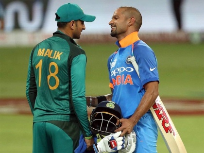 ‘World badly needs India-Pakistan cricket rivalry to resume’: Shoaib Malik | भारत-पाकिस्तान क्रिकेट मालिकेसाठी जग आतुर; शोएब मलिकचा दावा