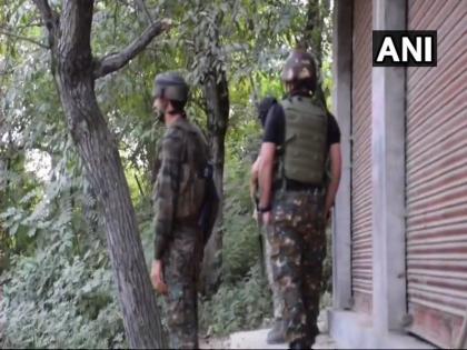 Shopian Encounter : Four terrorists have been killed in firing at Shopian's Killora village, Jammu-Kashmir | Shopian Encounter : मोठी कारवाई ! जम्मू काश्मीरमध्ये चकमकीत 5 दहशतवाद्यांचा खात्मा