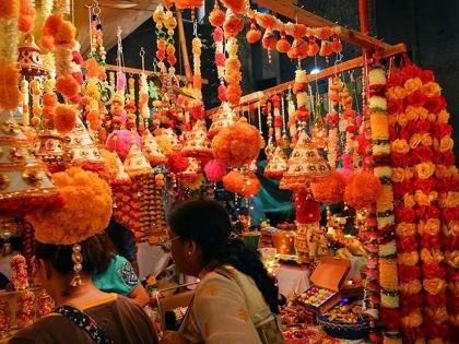शॉपिंगची आवड असेल तर 'या' ठिकाणांना नक्की भेट द्या