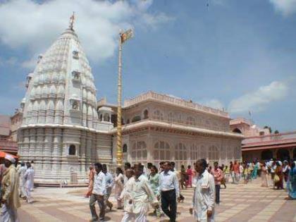 Ashadhi Ekadashi: Thousands of pilgrims enter the shegaon | आषाढी एकादशी : हजारो भाविक शेगावात दाखल