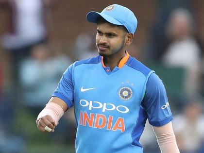 Team India: Shreyas Iyer ruled out against Sri Lanka with back injury | Team India: श्रेयस अय्यरच्या पाठीत दुखणे, लंकेविरुद्धच्या लढतीतून बाहेर