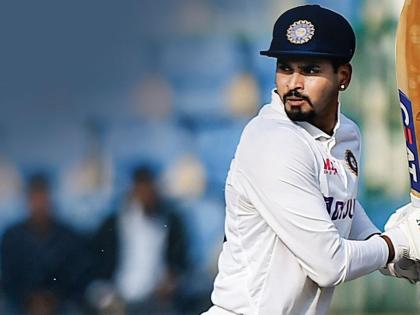 Shreyas Iyer deliberately left out of the team? Before the third test, the former cricketer Akash Chopra made a secret explosion | श्रेयस अय्यरला जाणीवपूर्वक संघाबाहेर काढले? तिसऱ्या कसोटीपूर्वी माजी क्रिकेटपटूने केला गौप्यस्फोट  