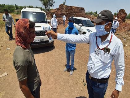 The thermal scanner will be tested at the check post in Srigonda | श्रीगोंद्यात चेक पोस्टवरच होणार थर्मल स्कॅनरद्वारे ताप तपासणी