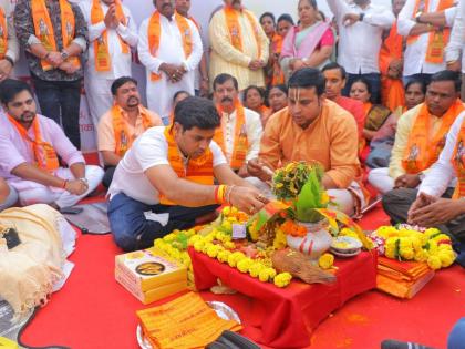 Foundation laying of Prabhu Shri Ram Temple replica in Kalyan East | कल्याण पूर्वेत प्रभू श्रीराम मंदिर प्रतिकृतीची पायाभरणी