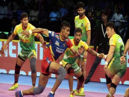 pro kabaddi league 2018: Maharashtra shrikant jadhav raid to chase his dreams | Pro Kabaddi League : महाराष्ट्राचा शिलेदार, यूपीचा आधार; भावा-बहिणीच्या शिक्षणाचं स्वप्न करतोय साकार!