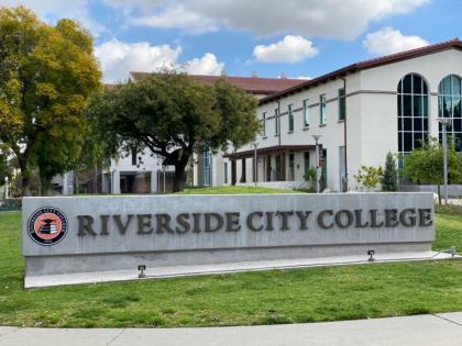 RCC students are no longer in the state; Shine in the list of toppers in the country! | आरसीसीचे विद्यार्थी आता राज्यात नव्हे; देशातील टॉपर्सच्या यादीत चमकणार RCC students are no longer in the state; Shine in the list of toppers in the country! | आरसीसीचे विद्यार्थी आता राज्यात नव्हे; देशातील टॉपर्सच्या यादीत चमकणार