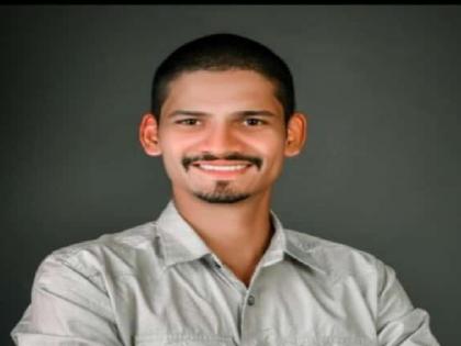 Shubham Piraji Patil, son of a sugarcane cutting laborer in Radhanagari taluk, has been selected as Sub-Inspector | Kolhapur: ऊस तोडणी मजुराचा मुलगा उपनिरीक्षकपदी, राज्यात खुल्या गटातून २० वा क्रमांक 