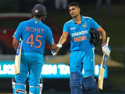 Shubman Gill has moved to No.3 in the ODI Rankings with 750 Rating; India duo make ground on Babar with latest rankings push | शुबमन गिलमुळे पाकिस्तानी बाबर आजमच्या तख्ताला धोका; ICC ने दिली गोड बातमी