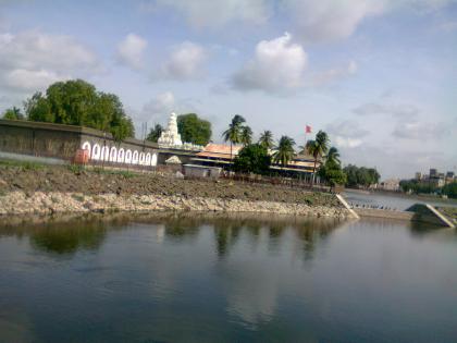 An unidentified person dies drowning in Siddeshwar lake in Solapur | सोलापुरच्या सिध्देश्वर तलावात बुडून अज्ञात इसमाचा मृत्यू