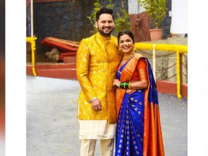 marathi actor siddharth chandekar and mitali mayekar new house vastushanti pooja photos viral | First photo: मिस्टर & मिसेस चांदेकरांचं स्वप्न पूर्ण; सिद्धार्थ-मितालीने केला नव्या घरात प्रवेश