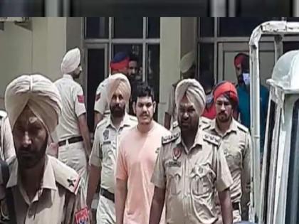 Deepak Tinu, the accused in the murder of Sidhu Musewala was arrested by the Delhi Police from Rajasthan | सिद्धू मुसेवालाच्या हत्येतील आरोपी दीपक टीनूला अटक; पोलिसांच्या ताब्यातून झाला होता फरार