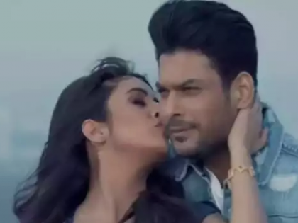 sidharth-shukla-and-shehnaaz-gill-last-on-screen-romance-video-goes-viral-on-social-media | Video : सिद्धार्थ-शहनाजचा 'तो' रोमॅण्टिक व्हिडीओ व्हायरल