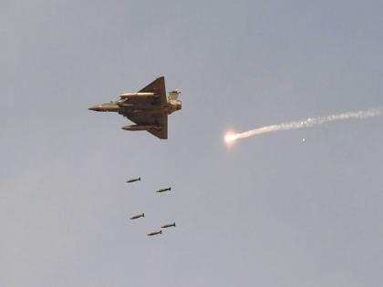 Indian Army and Navy's 'Operation Sindoor'; Infiltrated 100 km inside Pakistan, attacked 9 places | Operation Sindoor : भारतीय सैन्याचं 'ऑपरेशन सिंदूर'; पाकिस्तानच्या हद्दीत १०० किमी आत घुसून मारलं, ९ ठिकाणे कोणती? Indian Army and Navy's 'Operation Sindoor'; Infiltrated 100 km inside Pakistan, attacked 9 places | Operation Sindoor : भारतीय सैन्याचं 'ऑपरेशन सिंदूर'; पाकिस्तानच्या हद्दीत १०० किमी आत घुसून मारलं, ९ ठिकाणे कोणती?