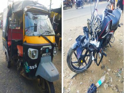 Five people were injured in an ape rikshwa and two-wheeler crash at Sillod | सिल्लोड येथे अॅपेरिक्षा आणि दुचाकी अपघातात पाच जखमी