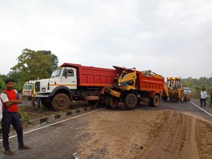 accident on zarap patradevi bypass on mumbai goa highway at sindhudurg dumper driver died on the spot | मुंबई-गोवा महामार्गावर झाराप-पत्रादेवी बायपासवर अपघात; डंपर चालक जागीच ठार