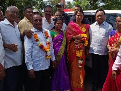 bjp dominates both sarpanch posts in dodamarg taluka shruti desai pravin gavas win gram panchayat election | दोडामार्ग तालुक्यातील दोन्ही सरपंच पदावर भाजपचे वर्चस्व; श्रुती देसाई, प्रविण गवस विजयी