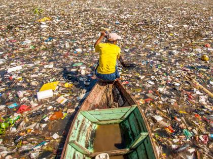 The problem is plastic, changing people's behavior | प्रश्न आहे प्लास्टिकचा, माणसांचं वर्तन बदलण्याचा