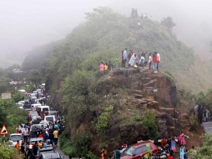 Keep Sinhagad fort closed for three days Forest Department letter to the district administration | Sinhagad Fort: "सिंहगड किल्ला तीन दिवस बंद ठेवा..." वनविभागाचे जिल्हा प्रशासनाला पत्र