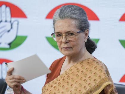 Sonia Gandhi raises question on friendship between PM Modi and Netanyahu attacks palestine issue | पंतप्रधान मोदी आणि नेतन्याहू यांच्या मैत्रीवरून सोनिया गांधींनी उपस्थित केला सवाल, म्हणाल्या...