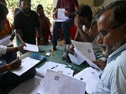 मोठी बातमी! निवडणूक आयोगाने 'SIR' मतदार यादी अद्ययावत करण्याची मुदत वाढवली