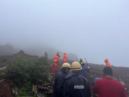 5 dead, 21 injured in Irshalwadi accident; Rescue operations hampered by rain | इर्शाळवाडीच्या दुर्घटनेत ५ मृत्यू, २१ जखमी; पावसामुळे बचाव कार्यात अडथळा