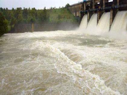 Incessant rain in Gondia district, 7 gates of Sirpurbandh dam opened | गोंदिया जिल्ह्यात संततधार पाऊस, सिरपूरबांध धरणाचे ७ दरवाजे उघडले