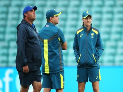 Australia vs South Africa ICC Women's T20 World Cup, Semi-Final: South Africa have kept Australia to 134/5, Unfortunately the rain has returned mac | ICC Women's T20 World Cup, Semi-Final: ऑस्ट्रेलियाने 20 षटकं खेळली, पण पावसाने पुन्हा कोंडी केली