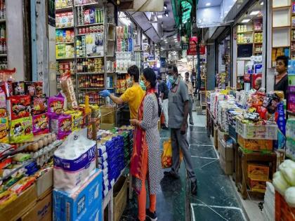 Omicron: threat of the third wave of coronavirus; People tend to buy essentials goods increase | Coronavirus: कोरोनाच्या तिसऱ्या लाटेची धास्ती; अत्यावश्यक सामान खरेदी करण्याकडे लोकांचा कल