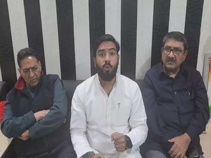 Delhi MCD Election: Congress Councillor Ali Mehdi Back To Congress after joined AAP in Morning | मोठी चूक झाली! नगरसेवकाचा सकाळी 'AAP'मध्ये प्रवेश अन् मध्यरात्री काँग्रेसमध्ये घरवापसी