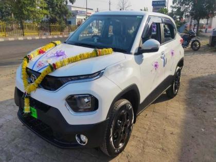 Tata Punch Easy Finance, See Punch Pure And Punch Adventure Price Loan Emi Down payment Options | १ लाख भरा अन् Tata Punch SUV घरी न्या; जाणून घ्या, किती EMI भरावा लागेल?