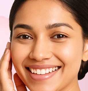 महागड्या क्रिम्सना बाय-बाय, Skinimalism सोपा उपाय; ३ स्टेपमध्ये मेकअपशिवाय ग्लोइंग स्किन