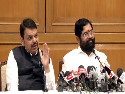 CM Eknath Shinde-Deputy CM Devendra Fadnavis attacked the opposition over Vedanta Foxconn Project | फॉक्सकॉनवरून पलटवार! मुख्यमंत्री एकनाथ शिंदे, उपमुख्यमंत्री देवेंद्र फडणवीसांचा विरोधकांवर हल्लाबोल 