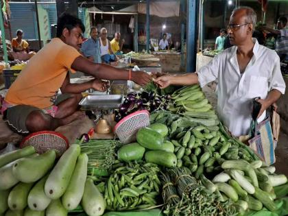 Mumbaikars harvested nine and a half lakh tonnes of vegetables in a year; 1183 crore turnover | मुंबईकरांनी वर्षभरात फस्त केला साडेनऊ लाख टन भाजीपाला; ११८३ कोटींची उलाढाल