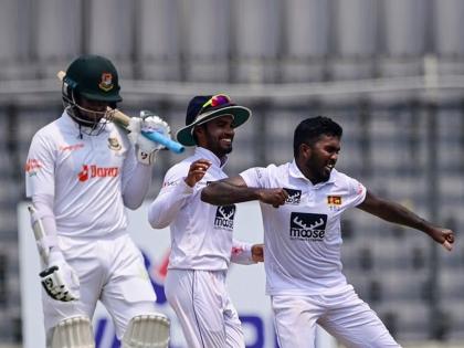 BAN vs SL WTC23 Asitha Fernando takes 10 wickets in a match Sri Lanka beat Bangladesh to win 2 match Test Series | Asitha Fernando, BAN vs SL WTC23: श्रीलंकेच्या फर्नांडोचा 'दस का दम'; बांगलादेशला त्यांच्याच भूमीत लोळवलं!!