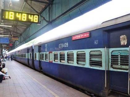 After unlocking, 112 trains, passenger trains are always waiting | अनलॉकनंतर अकोला स्थानकावरून ११२ गाड्यांची ये-जा; पॅसेंजर गाड्यांची प्रतीक्षा कायमच