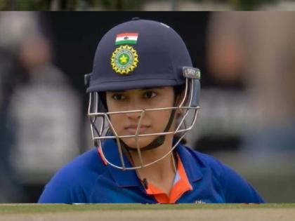 INDWvsENGW: Smriti Mandhana is the 3rd fastest in the world to complete 3,000 runs in women ODIs & Fastest Indian to 3000 ODI runs in 76 matches ( men's/women's)  | INDWvsENGW: Smriti Mandhana ने वन डे त मोठा पराक्रम केला; विराट कोहली, रूट, केन यांचाही विक्रम मोडला