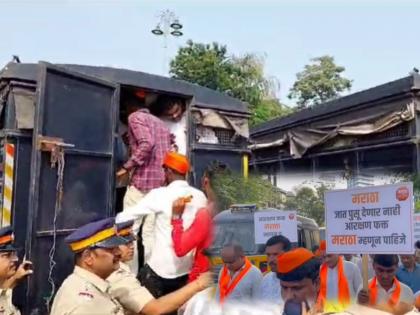 A Maratha morcha stopped by Police Who going to CM Eknath Shinde House Varsha, protesters were detained | मुख्यमंत्र्यांच्या 'वर्षा'वर धडकणारा मराठा मोर्चा वाटेतच अडवला; आंदोलक ताब्यात