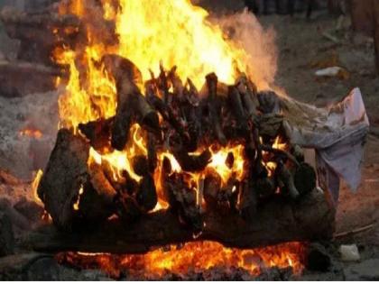 Big problem! There are no crematoriums in 188 villages of Chhatrapati Sambhajinagar district | मोठी समस्या! छत्रपती संभाजीनगर जिल्ह्यातील १८८ गावांत नाहीत स्मशानभूमी Big problem! There are no crematoriums in 188 villages of Chhatrapati Sambhajinagar district | मोठी समस्या! छत्रपती संभाजीनगर जिल्ह्यातील १८८ गावांत नाहीत स्मशानभूमी