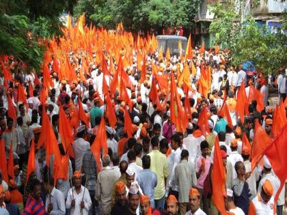 Traffic changes on Pune-Mumbai highway due to Maratha reservation march | मराठा आरक्षण पदयात्रेमुळे पुणे-मुंबई महामार्गावरील वाहतुकीत बदल