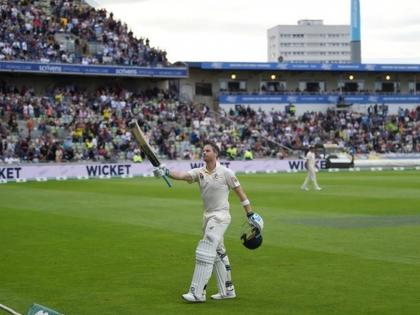 Ashes 2019 : Steve Smith surpasses Virat Kohli to become second fastest to 24 Test hundreds after Don Bradman | Ashes 2019 : स्टीव्हन स्मिथनं इंग्लंडला रडवले, विक्रमात कॅप्टन कोहलीलाही मागे टाकले 