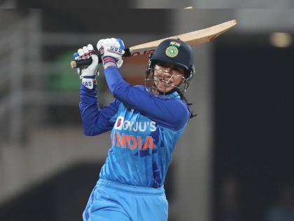 Smriti Mandhana touches career-best points; holds third place in ICC Rankings, she gained 11 rating points to reach the landmark | शाब्बास पोरी! स्मृती मानधनाची ICC Rankings मध्ये गगन भरारी; ऑस्ट्रेलियाची केलीय धुलाई... 