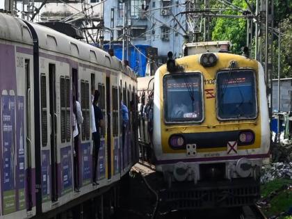 Mumbra train accident investigation continues even after a month; 5 passengers died in the accident | मुंब्रा रेल्वे अपघाताचा तपास महिनाभरानंतरही सुरू; दुर्घटनेत ५ प्रवाशांचा झाला होता मृत्यू Mumbra train accident investigation continues even after a month; 5 passengers died in the accident | मुंब्रा रेल्वे अपघाताचा तपास महिनाभरानंतरही सुरू; दुर्घटनेत ५ प्रवाशांचा झाला होता मृत्यू
