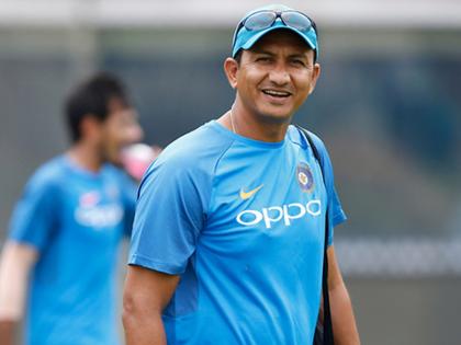 Pravin Amre applies for position of Team India's batting coach: Report | टीम इंडियाच्या फलंदाज प्रशिक्षकपदासाठी मुंबईच्या खेळाडूचा अर्ज; संजय बांगरची गच्छंती अटळ