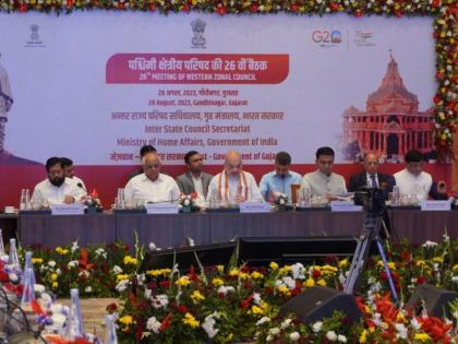 In the 26th meeting of the Western Regional Council, CM Eknath Shinde commented on various issues | 'हा मराठी अस्मितेचा प्रश्न, लवकर निर्णय घ्या'; CM शिंदेंची पश्चिम क्षेत्रीय परिषदेच्या बैठकीत मागणी