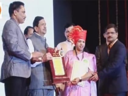 Krantijyoti Savitrimai Phule State Model Teacher Merit Award to Snehalata Rane | स्नेहलता राणे यांना क्रांतीज्योती सावित्रीमाई फुले राज्य आदर्श शिक्षक गुणगौरव पुरस्कार 