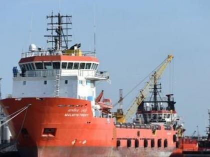 The sailor's struggle to return home, the only Indian stuck in the ship | मायदेशी परतण्यासाठी नाविकाचा संघर्ष, जहाजात अडकला एकटाच भारतीय