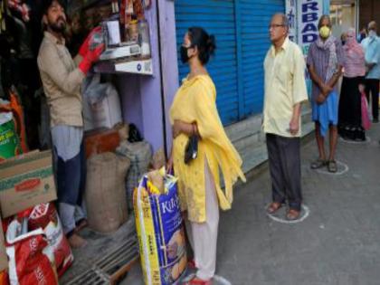 coronavirus : The shops providing essential services in the entire city of Pune will be open from 10 am to 2 pm rsg | coronavirus : पुणे शहरातील अत्यावश्यक सेवा देणारी दुकाने १० ते २ वाजेपर्यंत खुली राहणार