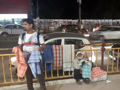 engineer Boy sells towel on road for social cause | इंजिनिअर तरुण का विकतोय रस्त्यावर टॉवेल ?