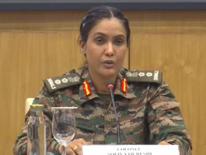 India-Pakistan War: Operation Sindoor Colonel Sophia qureshi says Pakistan claims of destroying S-400 are false | भारतीय सैन्यानं केली पाकची फजिती; पत्रकार परिषदेत फोटो दाखवत खोट्या दाव्याची पोलखोल India-Pakistan War: Operation Sindoor Colonel Sophia qureshi says Pakistan claims of destroying S-400 are false | भारतीय सैन्यानं केली पाकची फजिती; पत्रकार परिषदेत फोटो दाखवत खोट्या दाव्याची पोलखोल